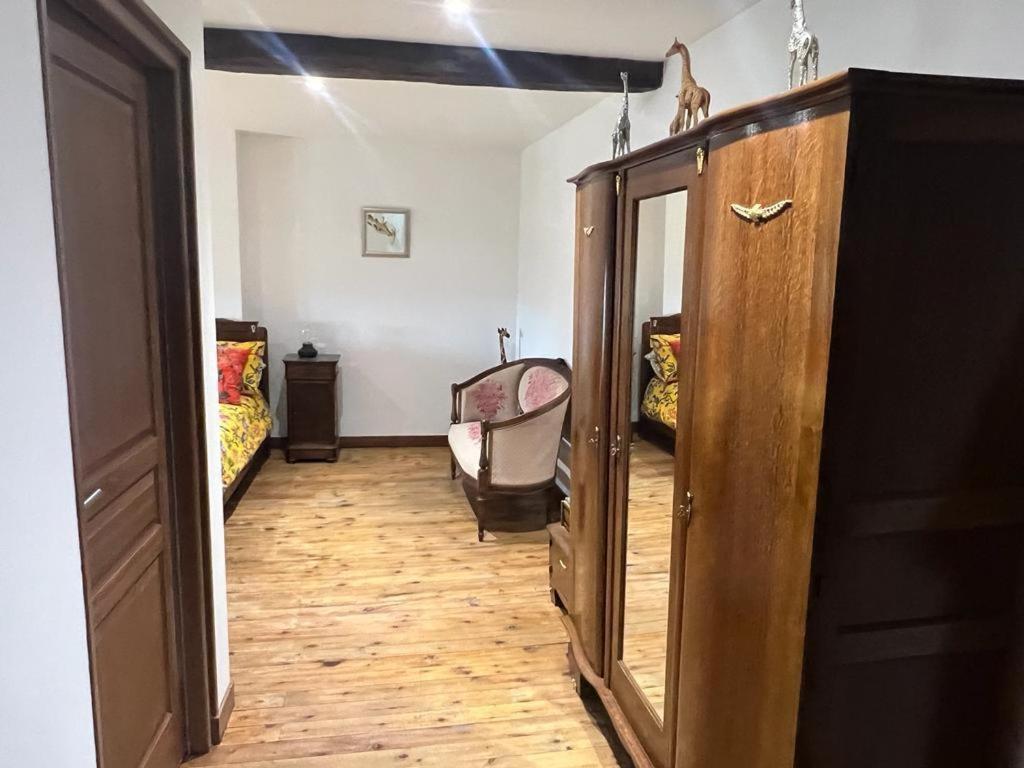 Bed and Breakfast The Little Robin Chevanceaux Esterno foto